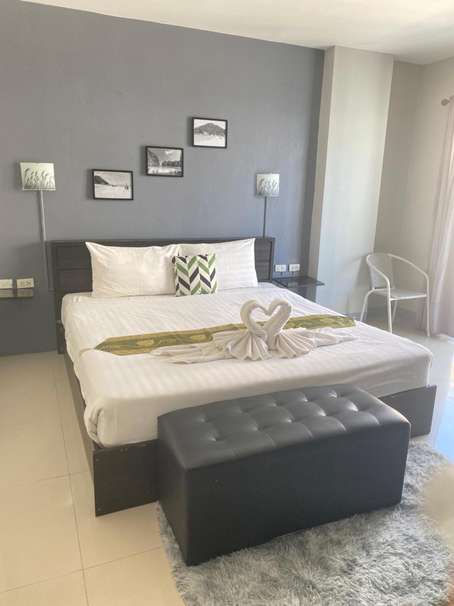 Holiday Home Patong Eksteriør bilde