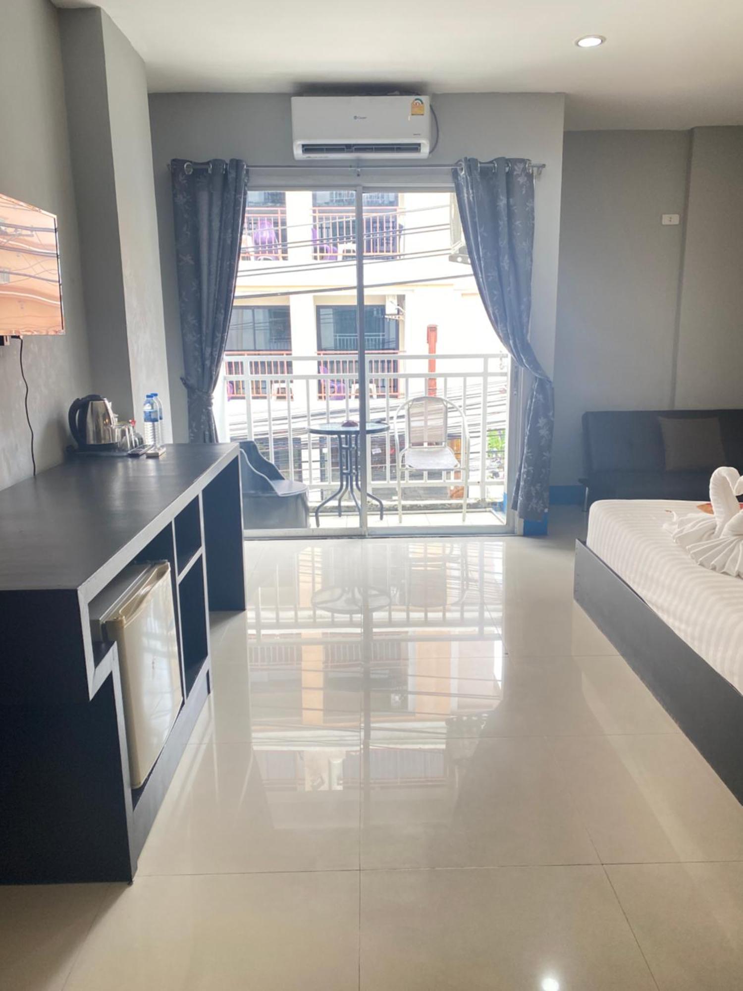 Holiday Home Patong Eksteriør bilde
